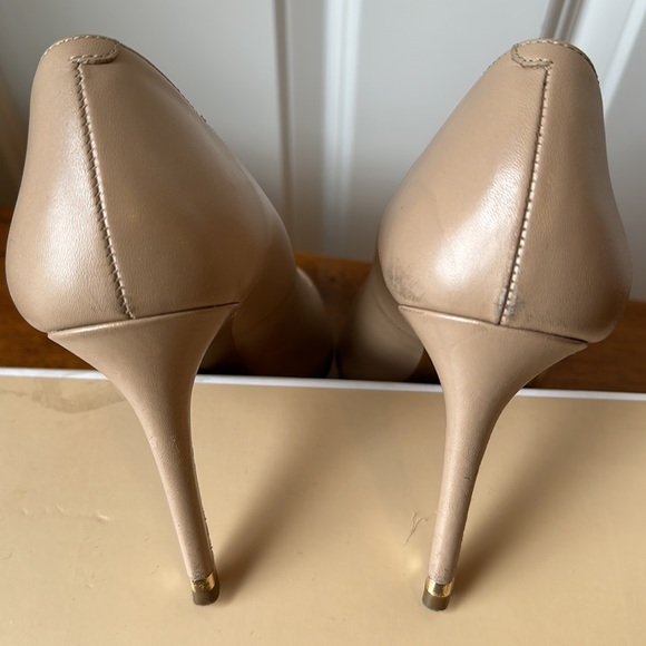 Michael Kors Tan Presley Pumps - Picture 4 of 7